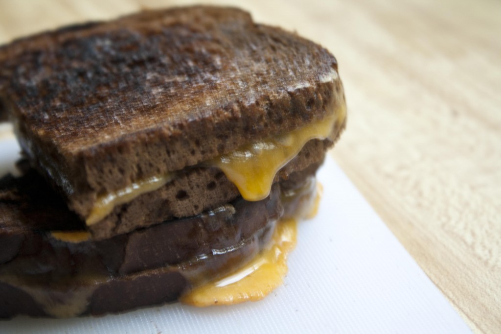 Dark-Rye-Grilled-Cheese-Sandwiches-with-Rubbed-Garlic-1024x682.jpg